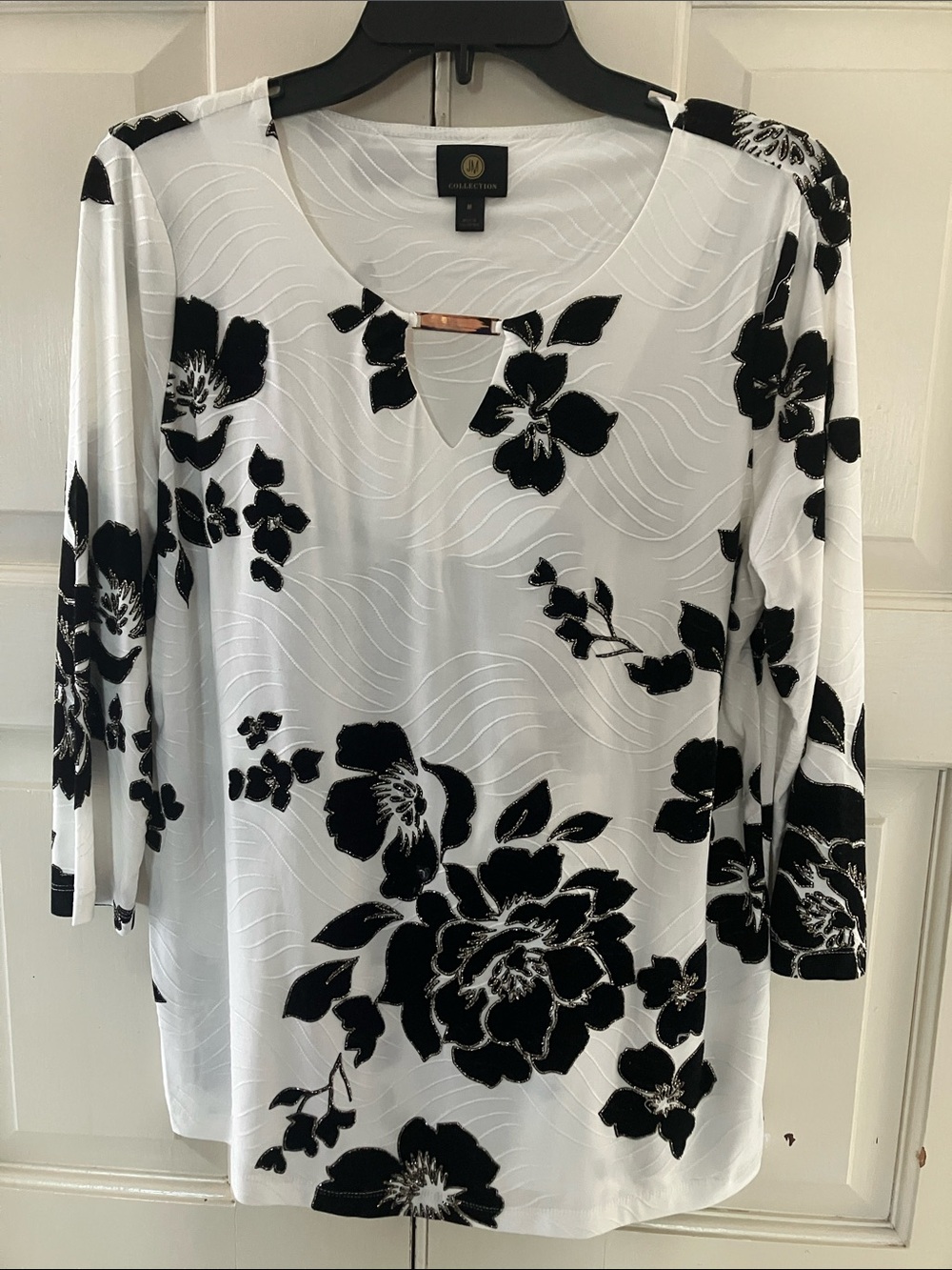 Alfred Dunner White & Black Floral Bar-Neck Knit Top